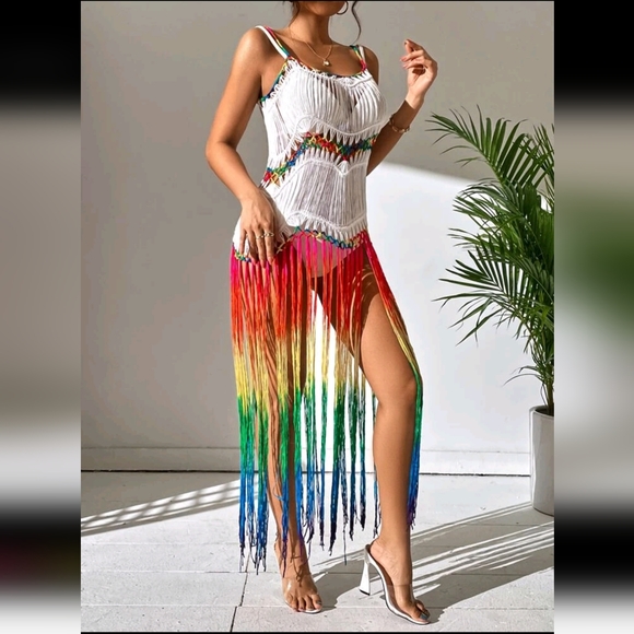 FRINGE BEACH COVER UP - Picture 3 of 9